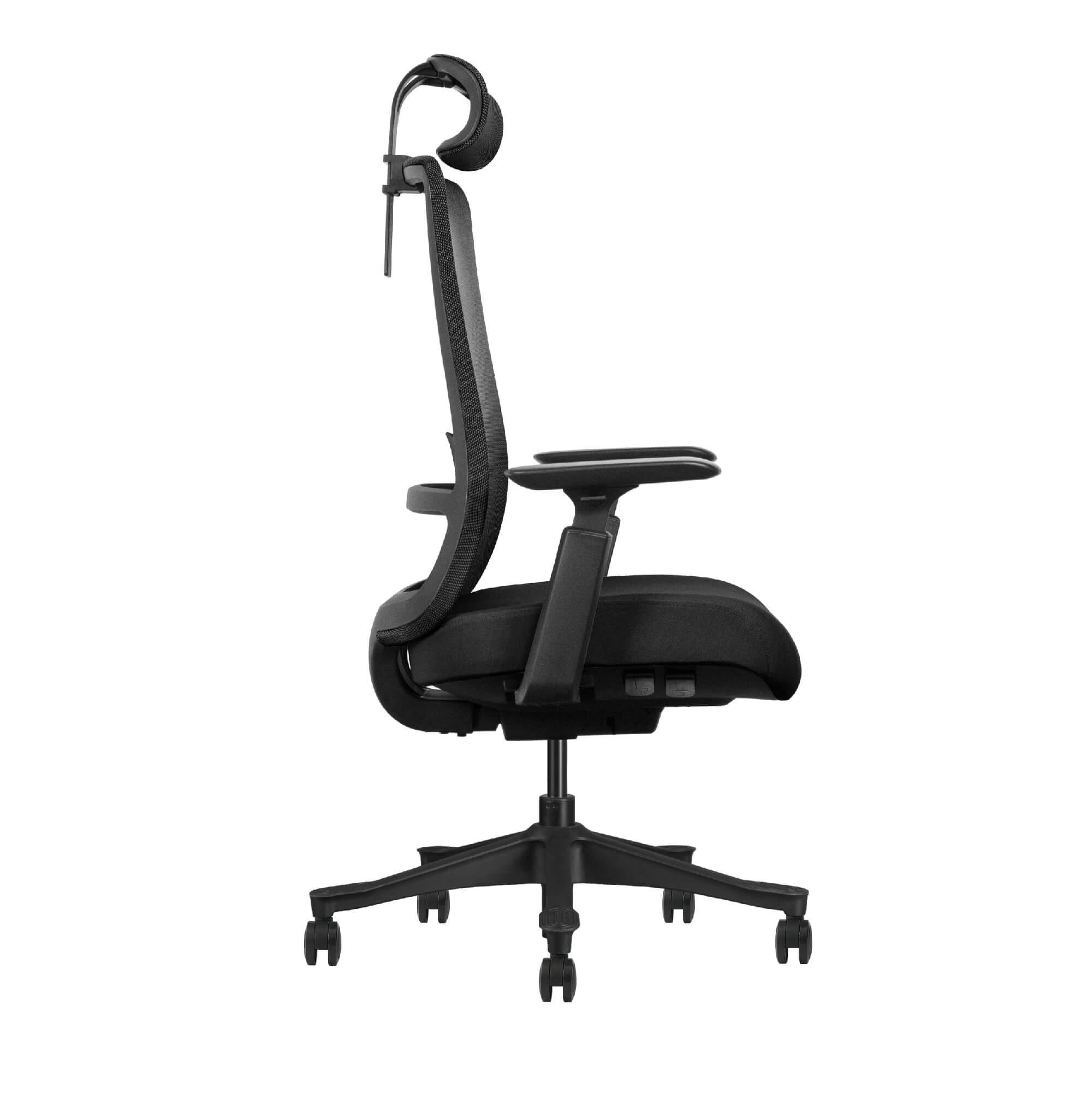 Silla ergonómica de home office con un diseño moderno, respaldar de malla y asiento de espuma moldeada de alta densidad de 8cm de grueso. Esta silla brinda una comodidad extrema y un excelente soporte para toda la espalda. Diseñado especialmente para profesionales que pasan muchas horas al día sentados frente a una computadora.