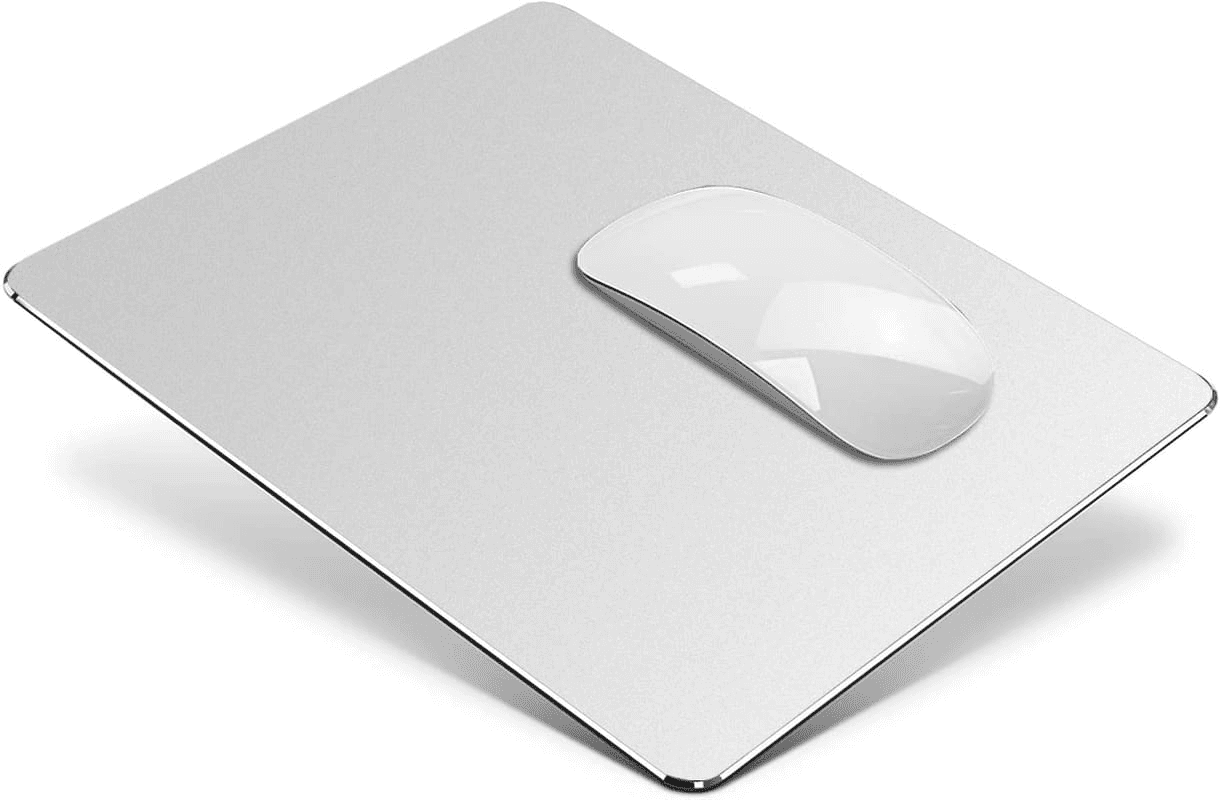 La alfombrilla de aluminio para mouse o mouse pad se ve y se siente bien con tu mouse. Ayuda a proteger tu sobre del escritorio.